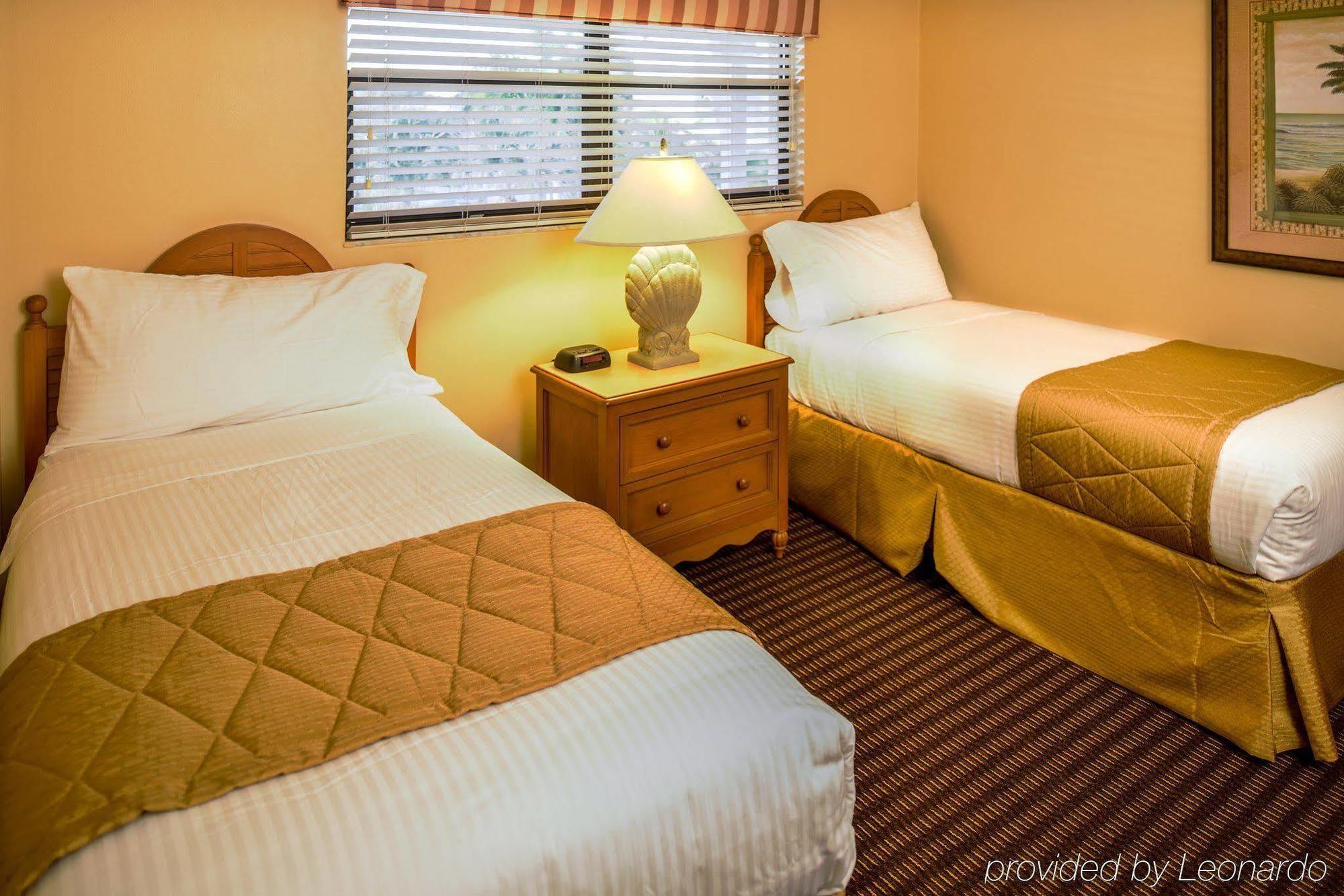 Hilton Vacation Club Charter Club Naples Bay Hotel Exterior foto